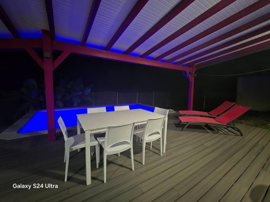 Bungalow Tout Confort & Piscine Privee - Helleux Sainte-Anne  Buitenkant foto